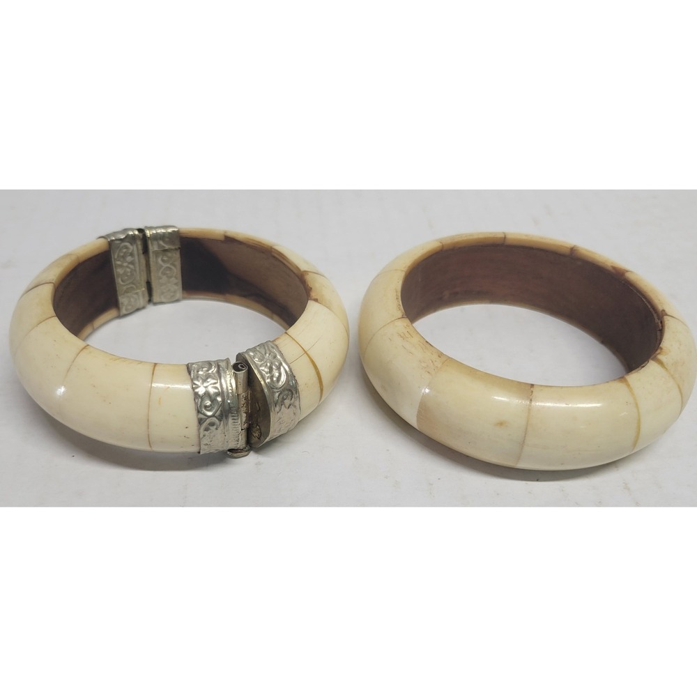 Vintage Bovine Bone and Wood Bangle Bracelet Set Hinge Pin Closure Cream Brown